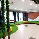 Staycationbyrieymona - 3Br Condo, Clio 2, Putrajaya
