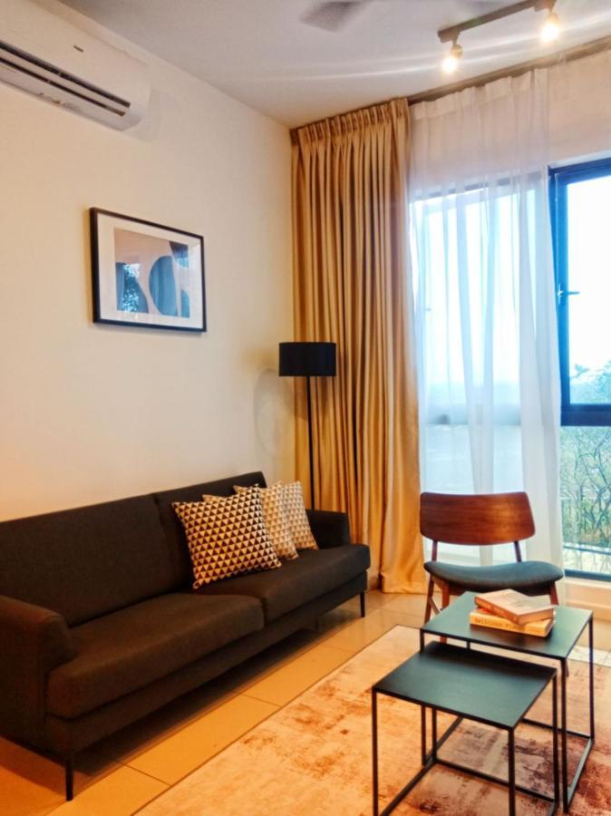 Staycationbyrieymona - 3br Condo, Clio 2, Homestay Putrajaya